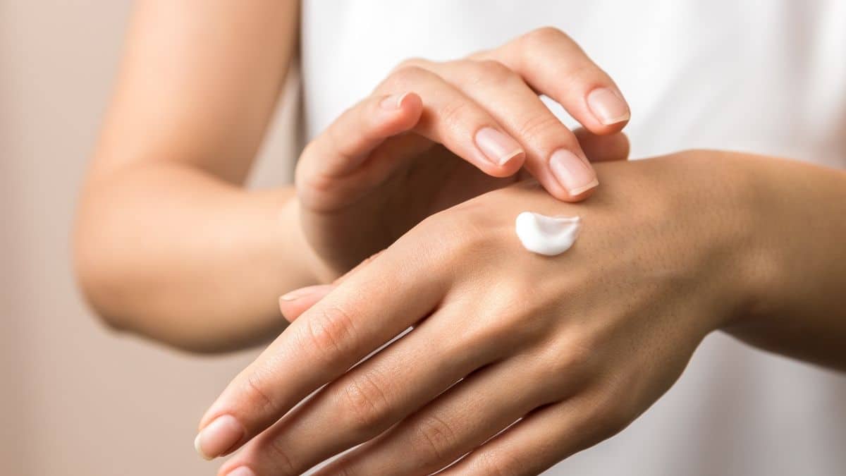 Beliebte Marken im Check Von diesen 3 Cremes sollten Sie die Finger lassen