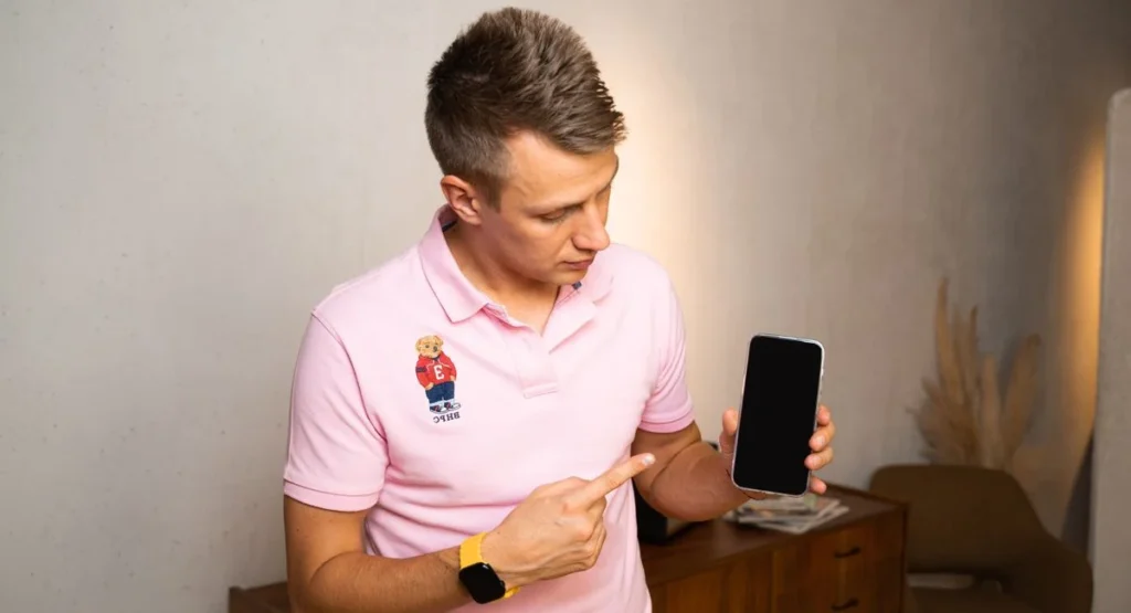 Anfänger richtet erstes Smart Home System mit Smartphone ein