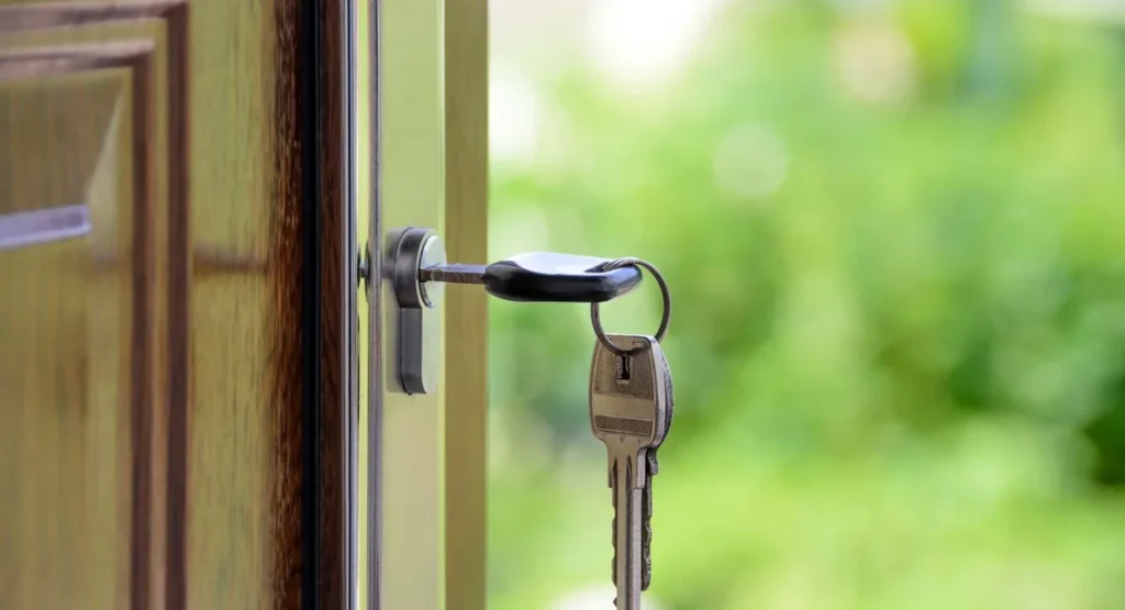 Einbruchschutz Nachrüstung Haustür Fenster Sicherheitsschloss Nahaufnahme